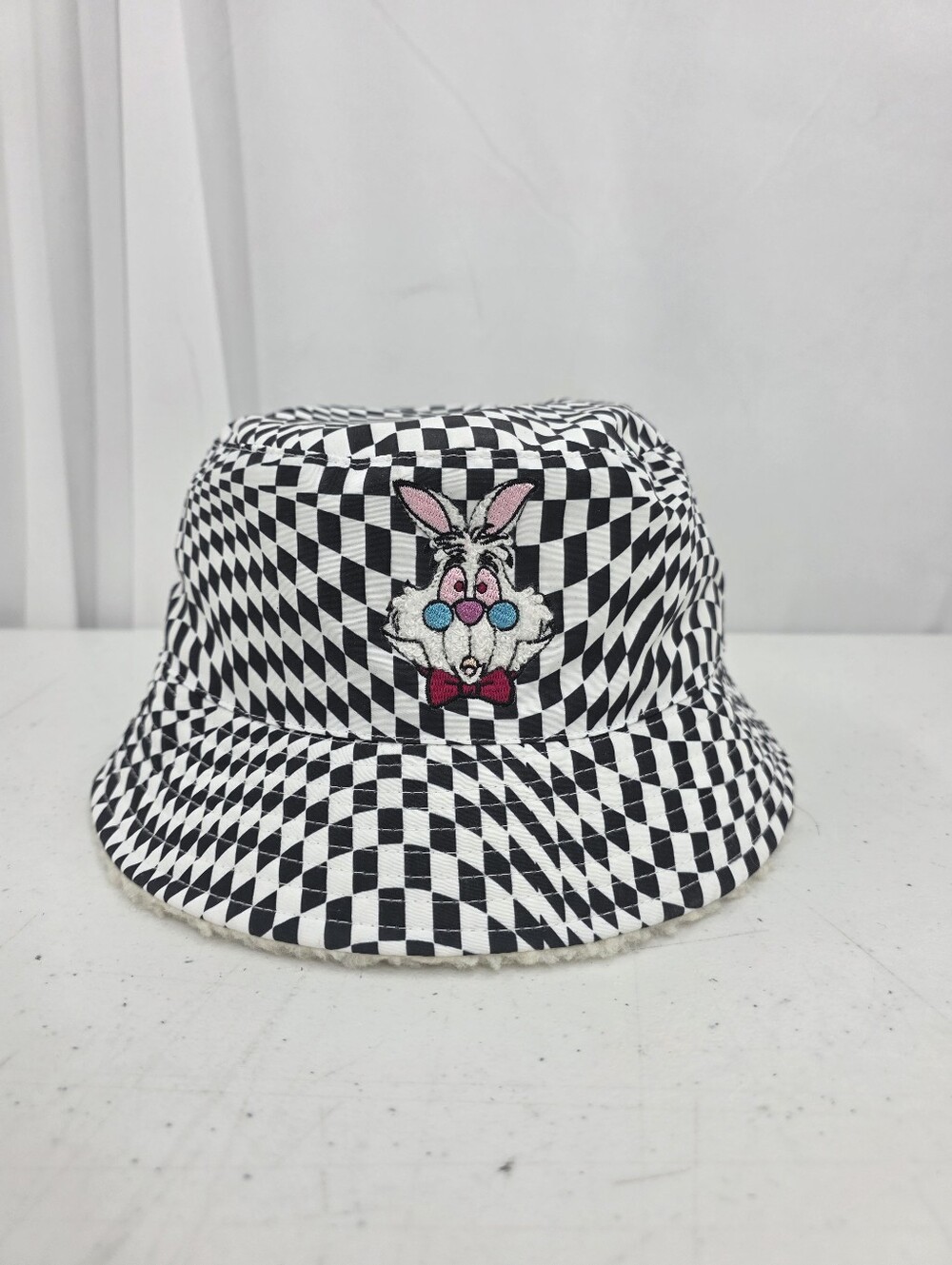 Disney Parks Alice In Wonderland White Rabbit Checkered Bucket Adult Hat EUC.